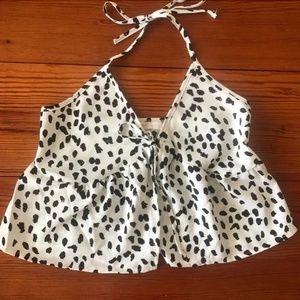 ROMWE • Medium Crop Top